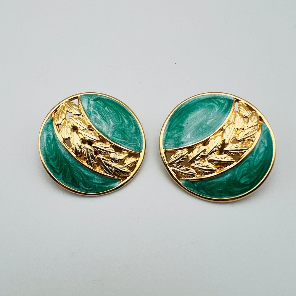 Vintage Green Enamel Clip On Earrings Gold Tone Wheat Accent Statement Buttons